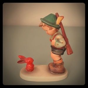 FRIENDLY HUNTER HUMMEL